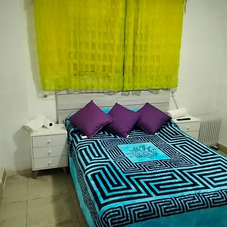 Sheril Zaidin 1 * Granada